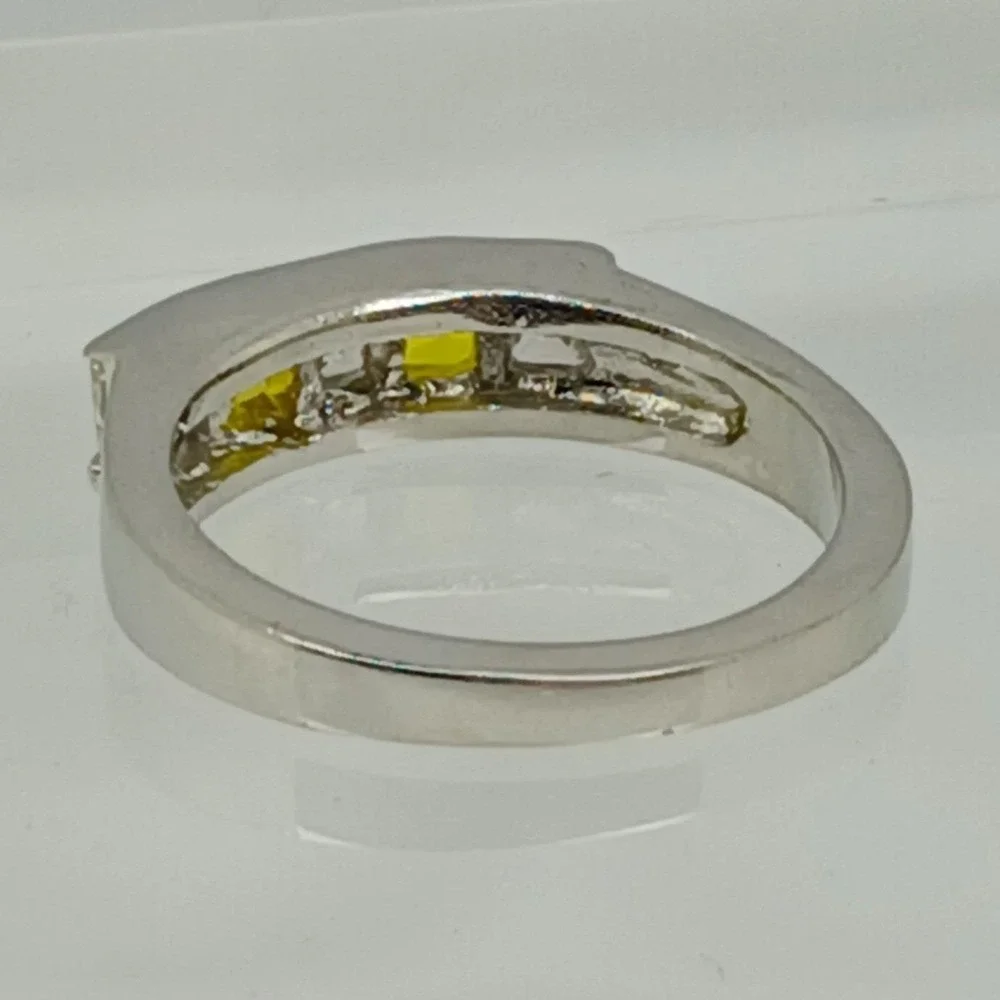 Vintage 90s Silver Tone Yellow Clear Princess Cut Channel Set Band Ring Size‎ 7